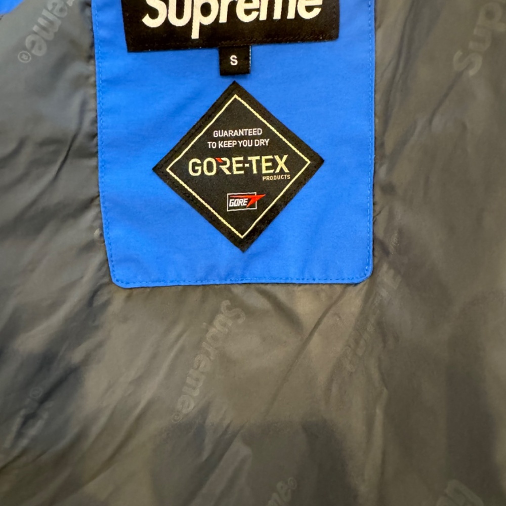 Supreme x Gortex rain jacket - Picture 4 of 5